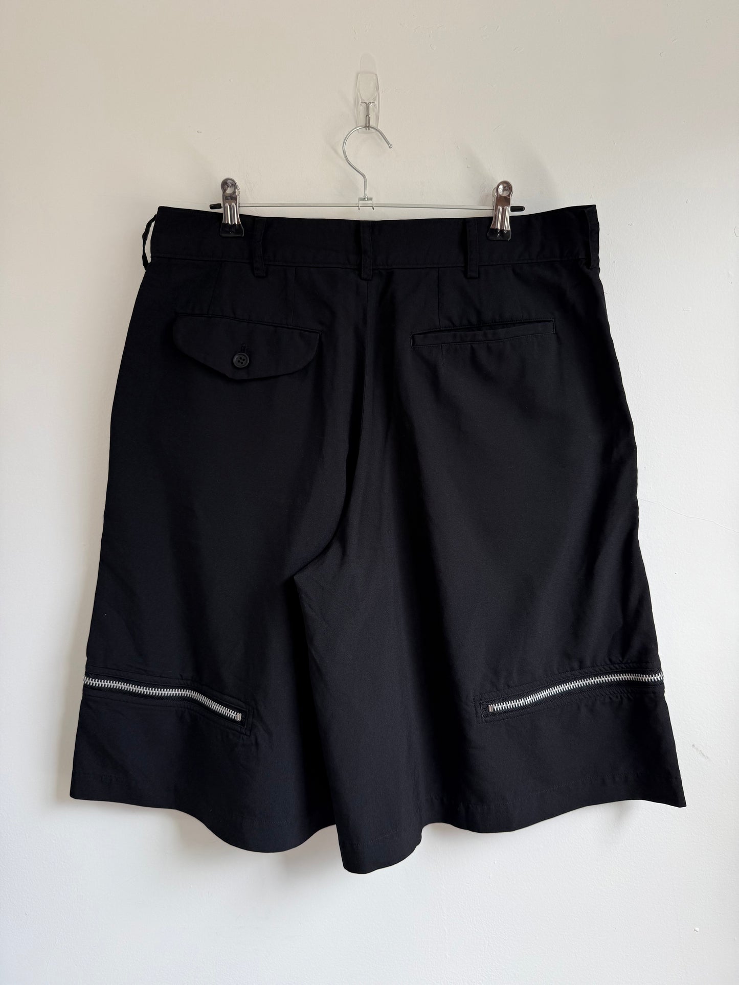 Comme des Garçons BLACK Zip Shorts