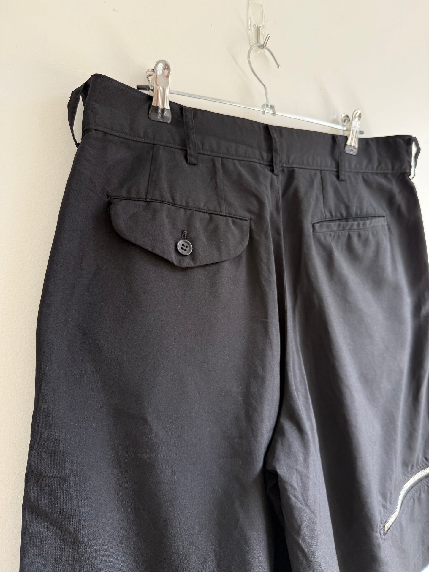 Comme des Garçons BLACK Zip Shorts