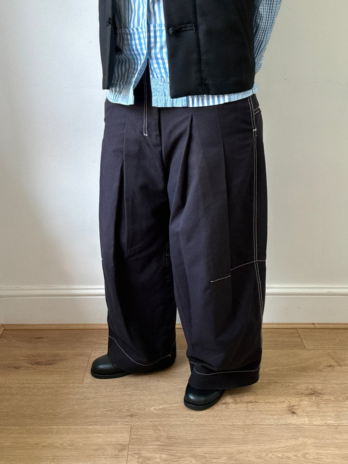 Shinya Kozuka x Farah Contrast Stitch Baggy Pants
